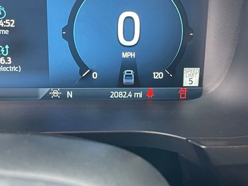 Certified 2025 Ford F150 Lariat w/ Equipment Group 502A High image 17