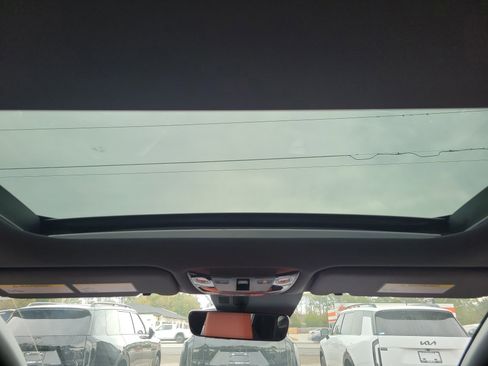 Certified 2023 Kia Sportage SX image 20