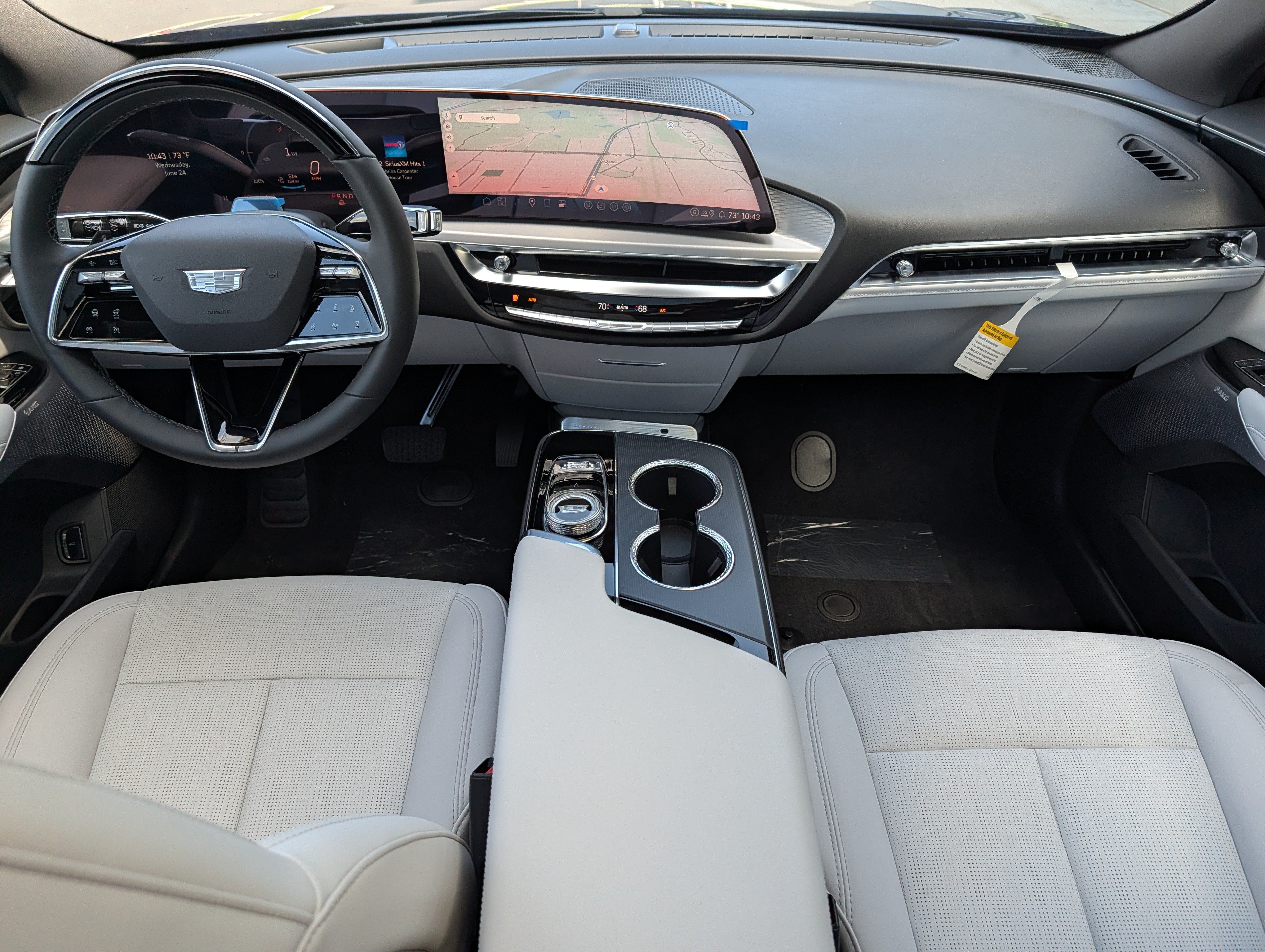 Used 2026 Cadillac Lyriq Premium Sport w/ LPO, Floor Liner Package AWD/4WD image 12