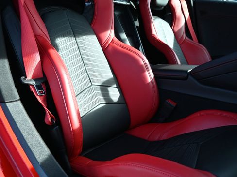 Used 2023 Chevrolet Corvette Z06 image 32