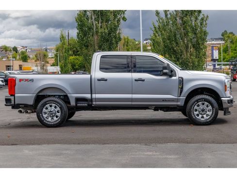 Used 2024 Ford F350 XLT w/ FX4 Off-Road Package AWD/4WD image 2