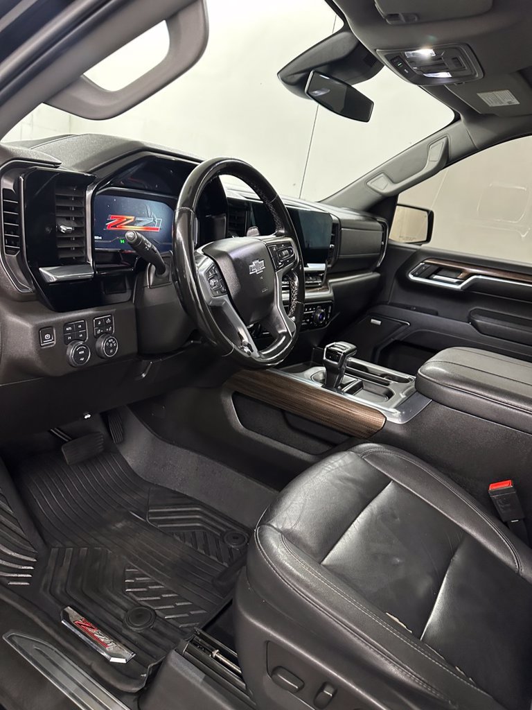 Used 2023 Chevrolet Silverado 1500 RST AWD/4WD image 10