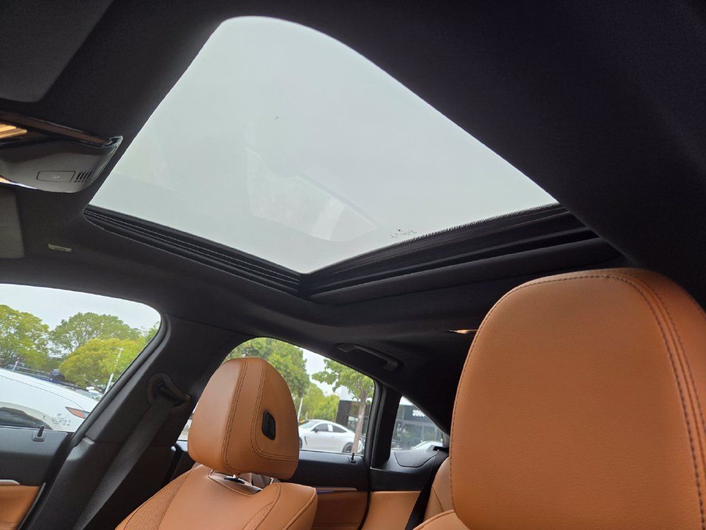 Used 2023 BMW i4 eDrive40 w/ M Sport Package RWD image 21
