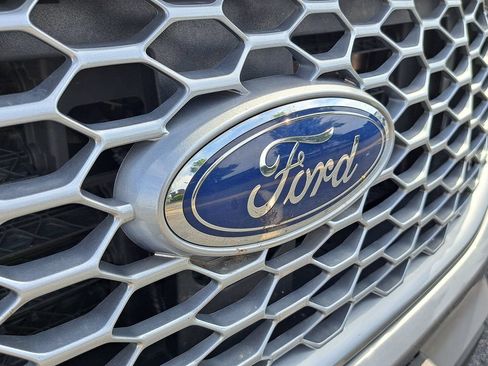 Used 2024 Ford Edge SEL AWD/4WD image 15