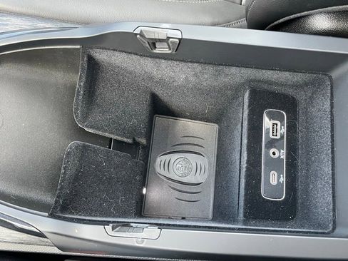 Used 2024 Alfa Romeo Stelvio Sprint AWD/4WD image 32
