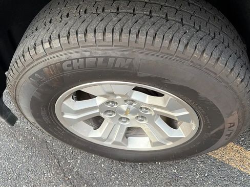 Used 2019 Chevrolet Silverado 1500 LT w/ All Star Edition image 26