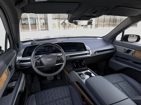 New 2026 Cadillac Vistiq Premium Luxury w/ LPO, Floor Liner Package AWD/4WD image 15