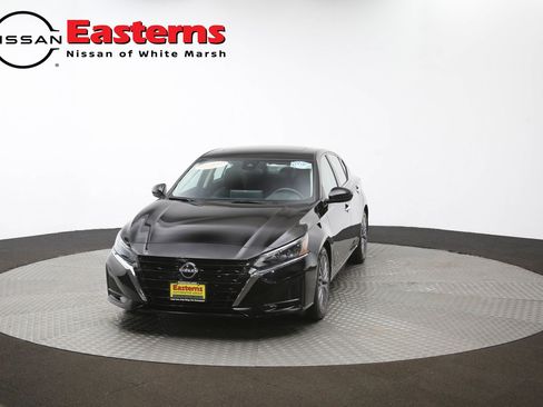 Used 2023 Nissan Altima 2.5 SV w/ SV Premium Package FWD image 56