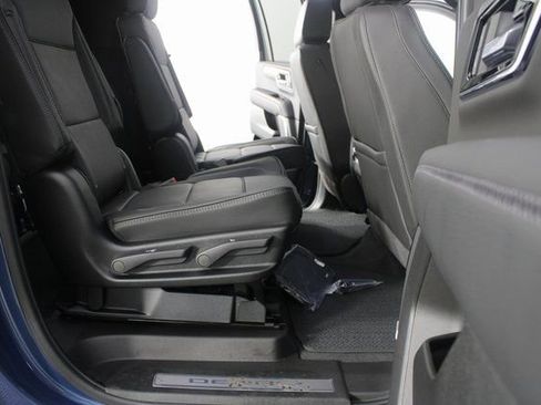 New 2026 GMC Yukon XL Denali w/ Sun & Power Step Package image 26