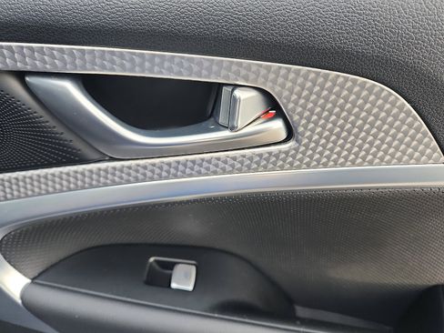 Used 2023 Genesis G70 2.0T w/ Sport Prestige Package image 33