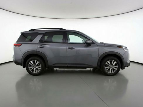 Used 2025 Nissan Pathfinder SV AWD/4WD image 11