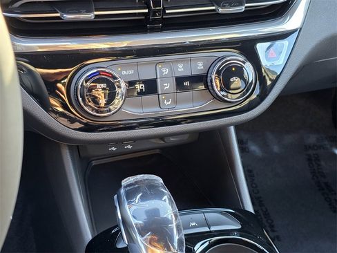 New 2026 Buick Envista Sport Touring image 20