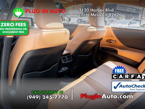 Used 2024 Lexus ES 350 w/ Premium Package FWD image 9