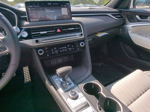 Used 2025 Genesis G70 3.3T Advanced image 19