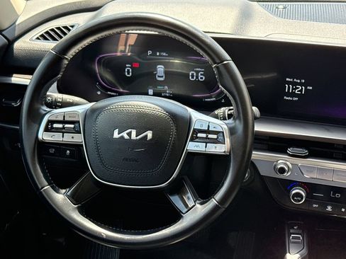 Used 2025 Kia Telluride S AWD/4WD image 13