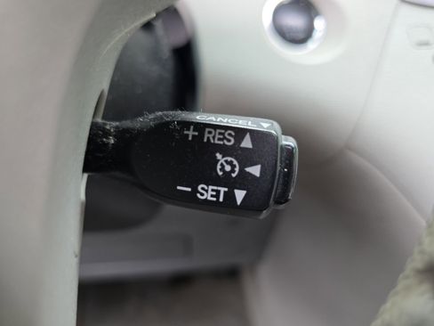 Used 2012 Toyota Sienna XLE w/ Premium Pkg FWD image 33