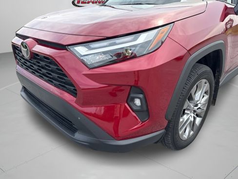Used 2024 Toyota RAV4 XLE Premium FWD image 27
