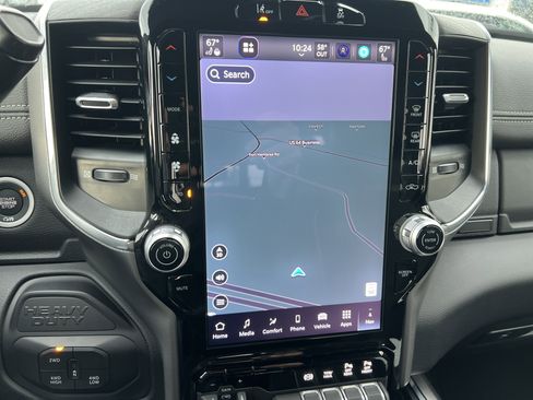 Used 2025 RAM 2500 Laramie image 27