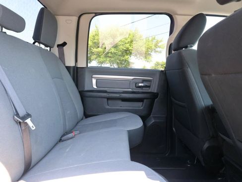 Used 2021 RAM 1500 Classic SLT AWD/4WD image 19
