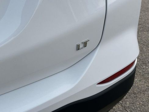 Certified 2023 Chevrolet Equinox LT image 10