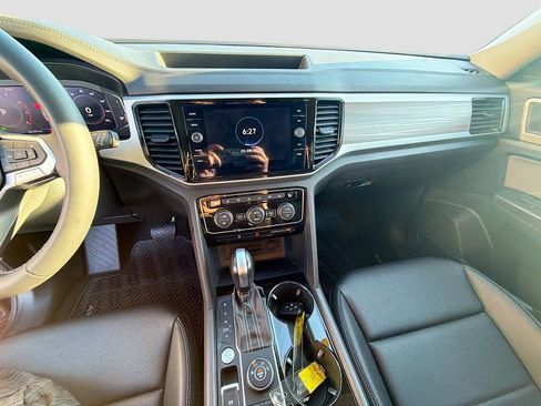 Used 2023 Volkswagen Atlas SEL AWD/4WD image 28