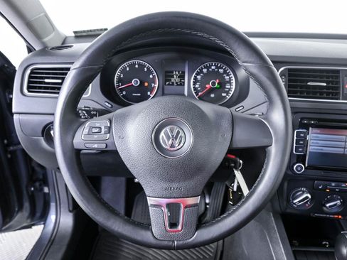 Used 2012 Volkswagen Jetta SE FWD image 8