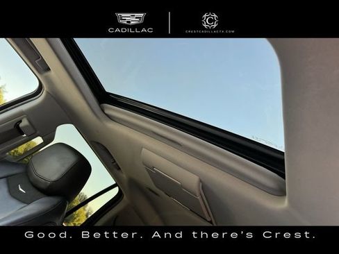 Used 2020 Cadillac Escalade Luxury AWD/4WD image 19