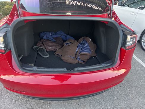 Used 2018 Tesla Model 3 Long Range image 11