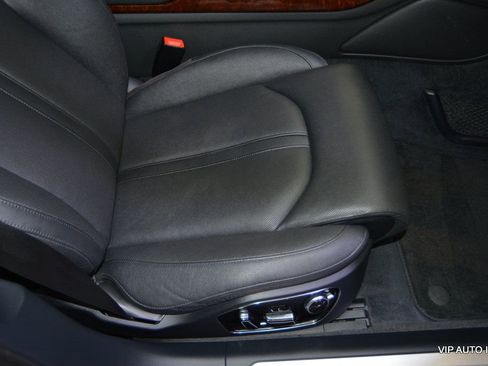 Used 2013 Audi A8 4.0T image 26