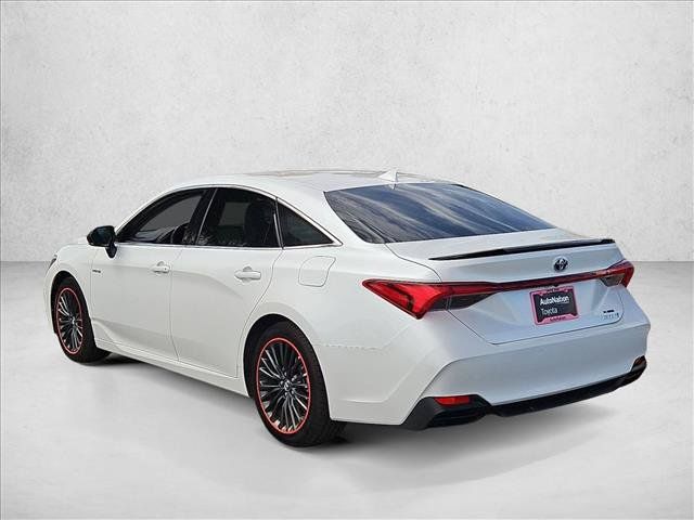 Used 2019 Toyota Avalon XSE FWD image 8