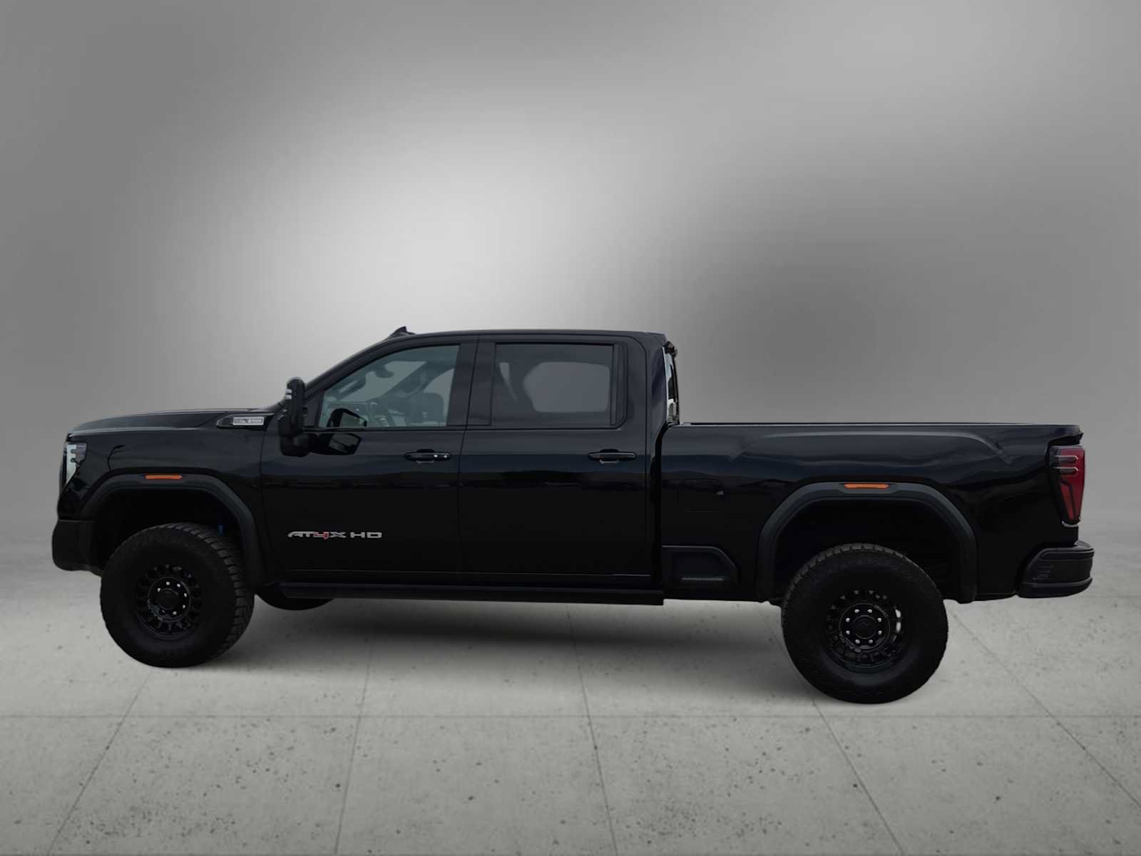 Used 2025 GMC Sierra 2500 AT4X w/ AT4X AEV Edition AWD/4WD image 5