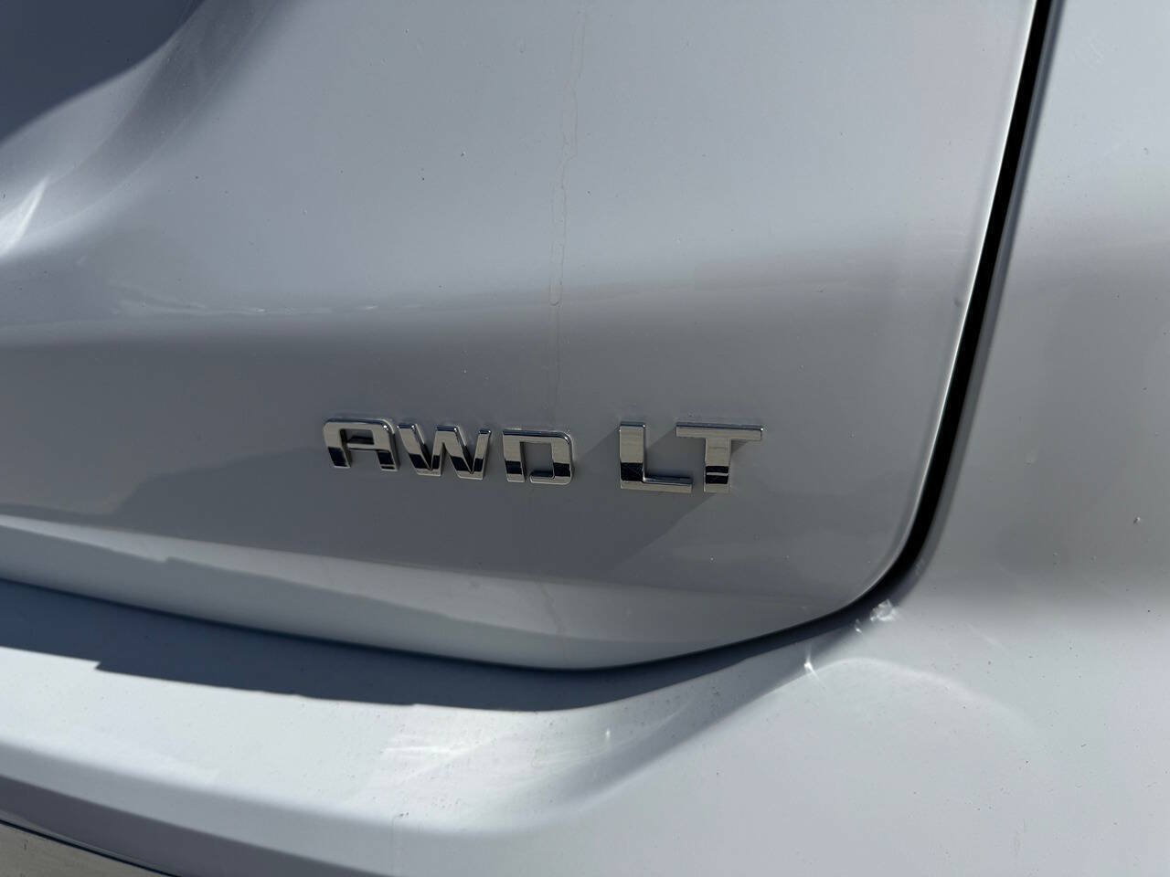 Used 2020 Chevrolet Equinox LT AWD/4WD image 10