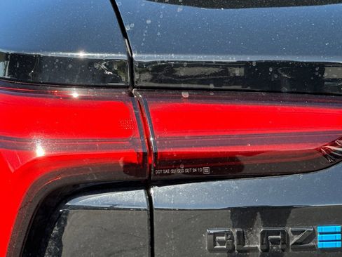 Used 2024 Chevrolet Blazer EV RS image 48