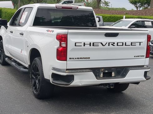 Used 2024 Chevrolet Silverado 1500 Custom w/ Rally Edition AWD/4WD image 8