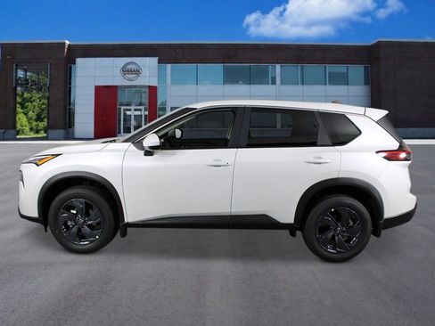 New 2026 Nissan Rogue SV FWD image 2