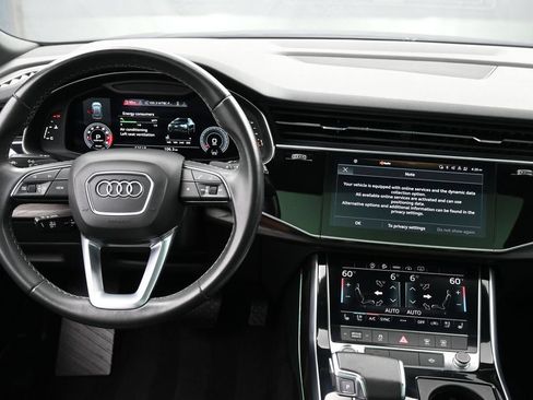Used 2021 Audi Q8 Premium Plus w/ Premium Plus Package AWD/4WD image 11