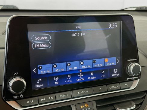 Used 2024 Nissan Altima 2.5 SV image 19