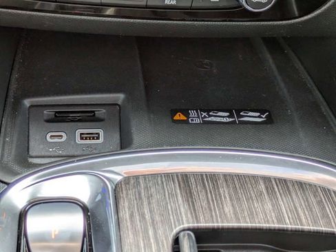 Used 2023 Buick Enclave Avenir FWD image 30