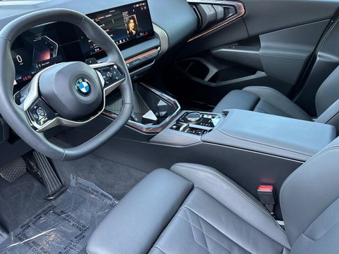 Used 2025 BMW X3 xDrive30i w/ Convenience Package AWD/4WD image 11