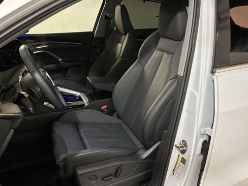 Certified 2025 Audi Q5 Premium Plus w/ Premium Plus AWD/4WD image 8
