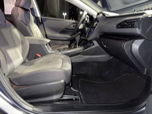 Used 2024 Subaru Crosstrek 2.0i Premium image 24