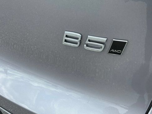 Used 2026 Volvo XC40 B5 Plus AWD/4WD image 25