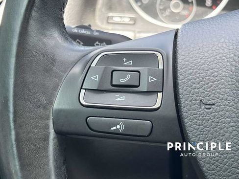 Used 2017 Volkswagen Tiguan Wolfsburg Edition AWD/4WD image 20