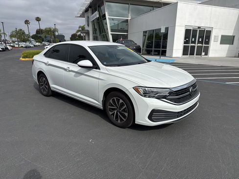 Used 2023 Volkswagen Jetta S FWD image 2