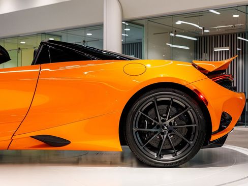 New 2026 McLaren 750S Spider image 30