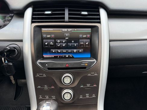 Used 2014 Ford Edge SEL w/ Equipment Group 205A AWD/4WD image 44