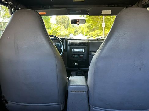 Used 1997 Jeep Wrangler SE AWD/4WD image 42