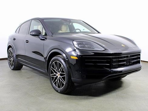 New 2026 Porsche Cayenne Coupe AWD/4WD image 9