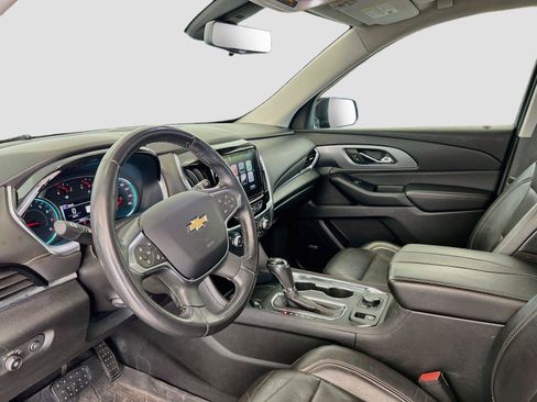 Used 2018 Chevrolet Traverse Premier AWD/4WD image 11