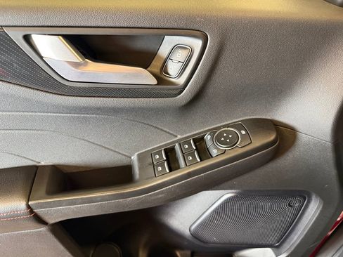 Used 2023 Ford Escape ST-Line w/ Tech Pack #1 image 19